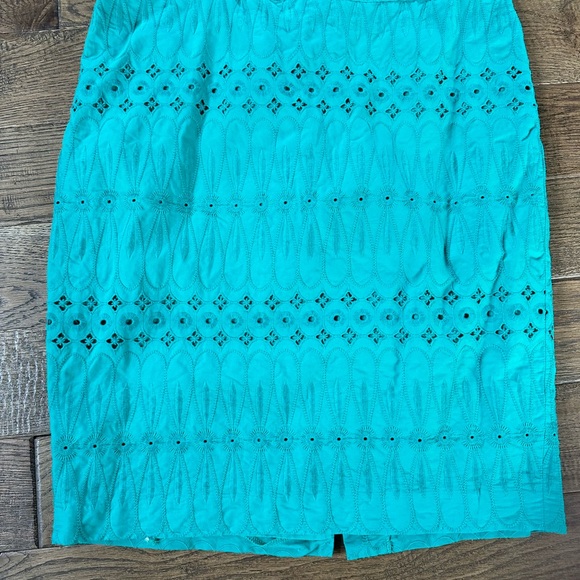 Loft SKIRT like new - Picture 3 of 3